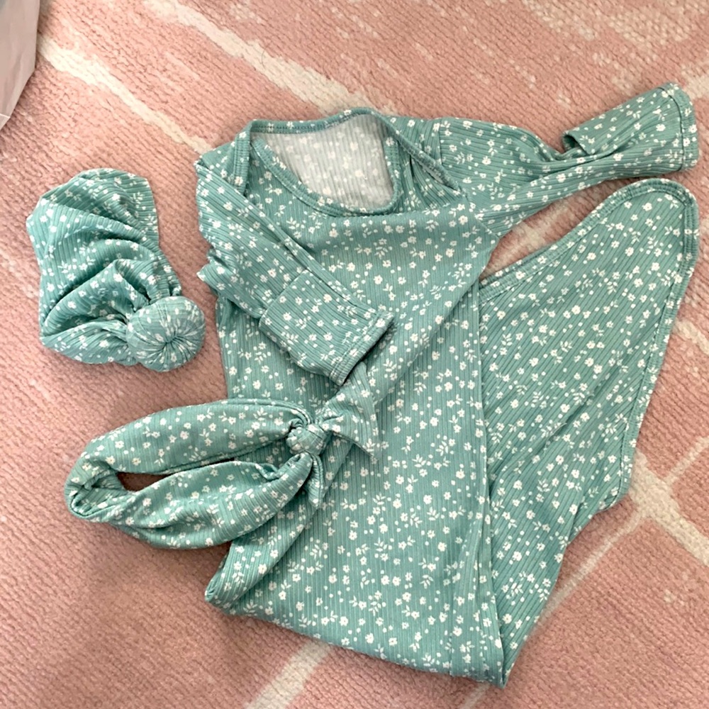 kb essentials baby set - tie bottom gown, headband, turban